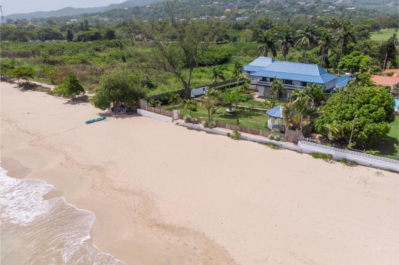 Villa Turrasann Runaway Bay Exteriör bild